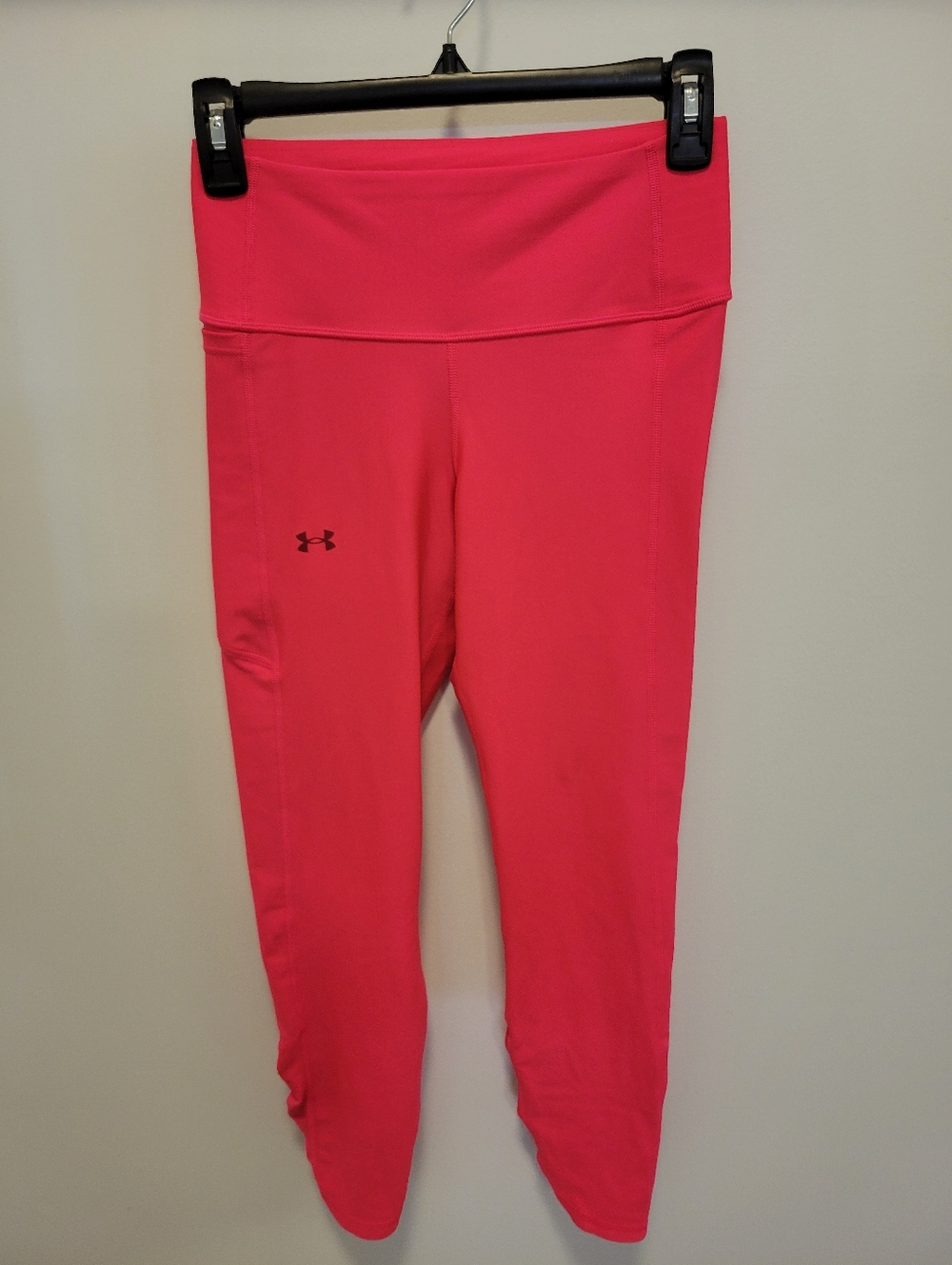 Under Armour Women's Hot Pink Compression Leggings